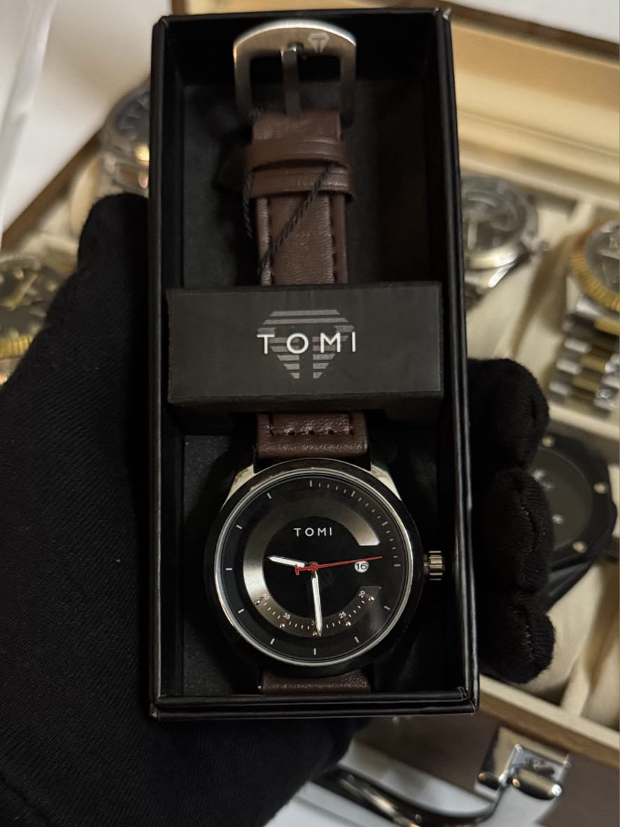 TOMI T-099 Men's Luxury Business Wrist Watch
