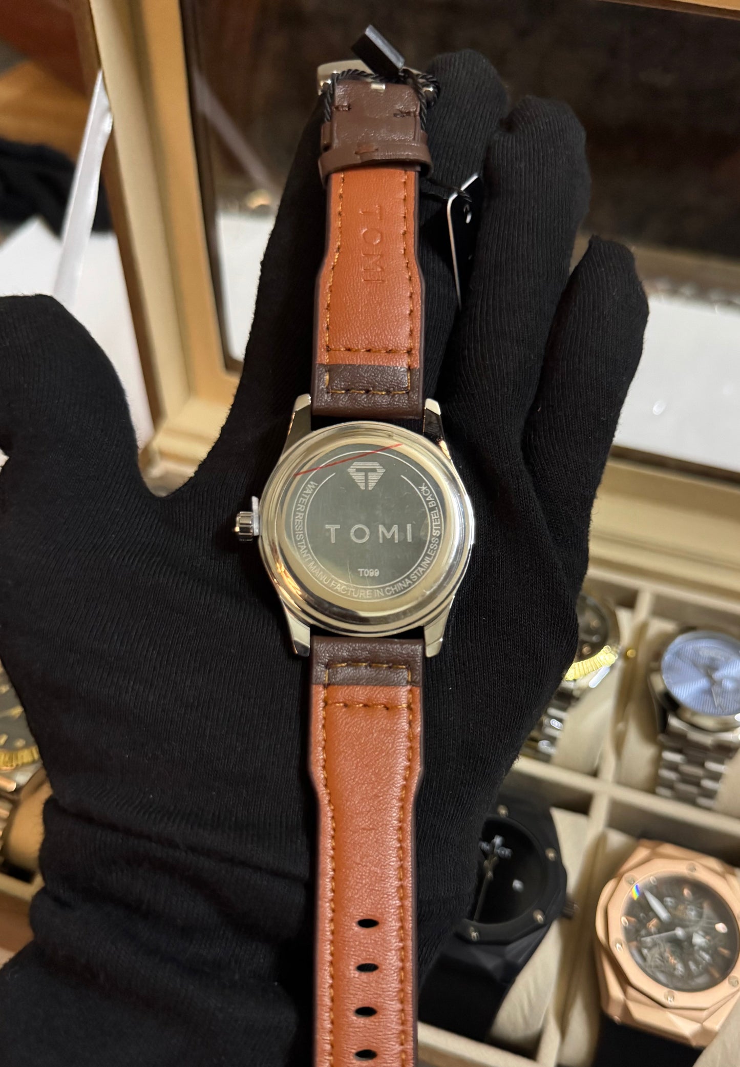 TOMI T-099 Men's Luxury Business Wrist Watch